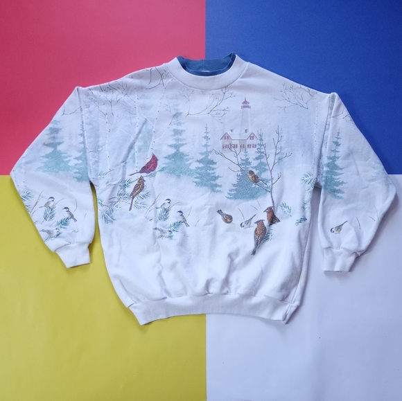Vintage Sweaters - Vintage Women’s Winter Birds in Forest Crewneck